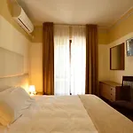 Mhotelsgroup 酒店 迪亚诺马里纳