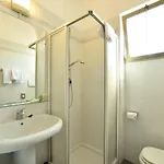 Mhotelsgroup 3* 迪亚诺马里纳