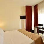 酒店 Mhotelsgroup 3*