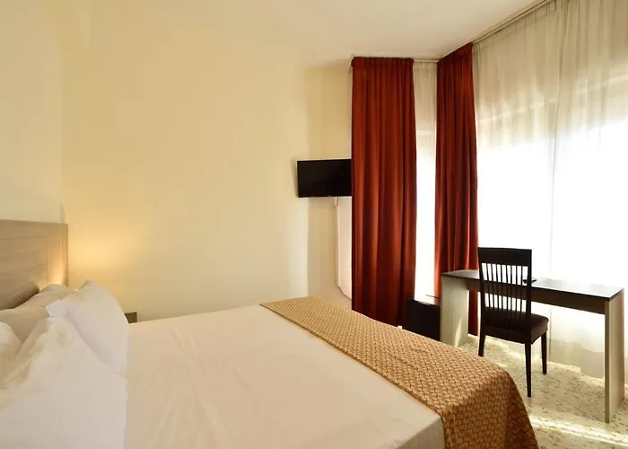 Hotel Mhotelsgroup 3*