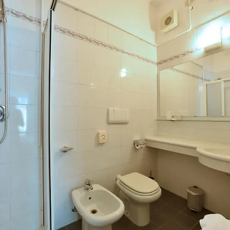 Mhotelsgroup 3*