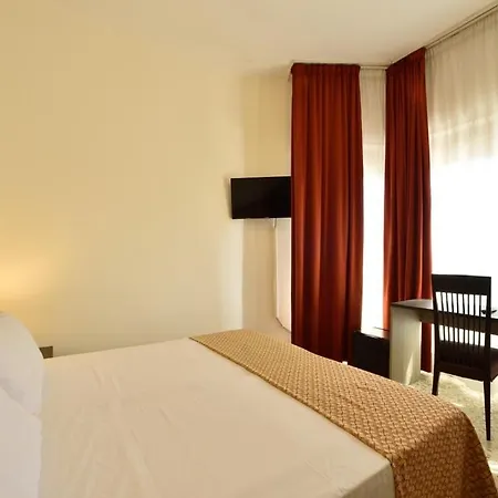Hotel Mhotelsgroup 3*