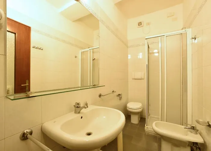 Hotel Mhotelsgroup 3*